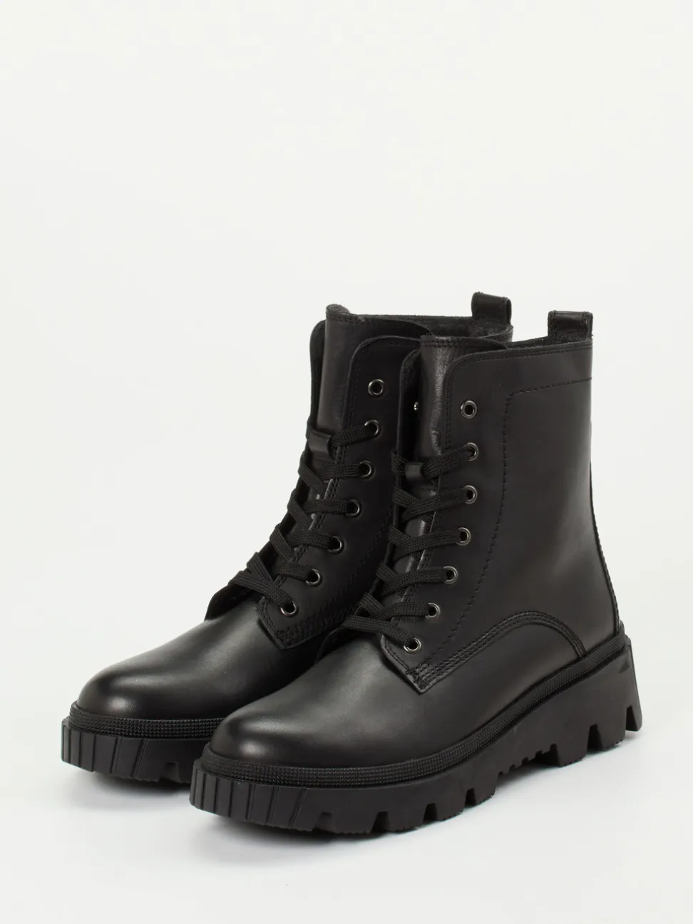 Gabor – Schnürboots aus Kalbleder in Schwarz