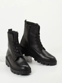 Gabor – Schnürboots aus Kalbleder in Schwarz