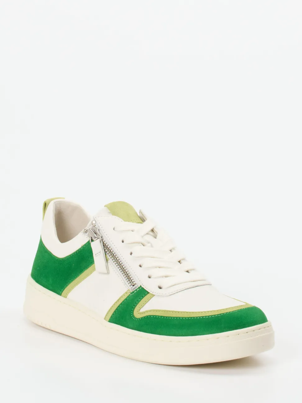Gabor – Sneaker aus Veloursleder und Kalbleder cremeweiß