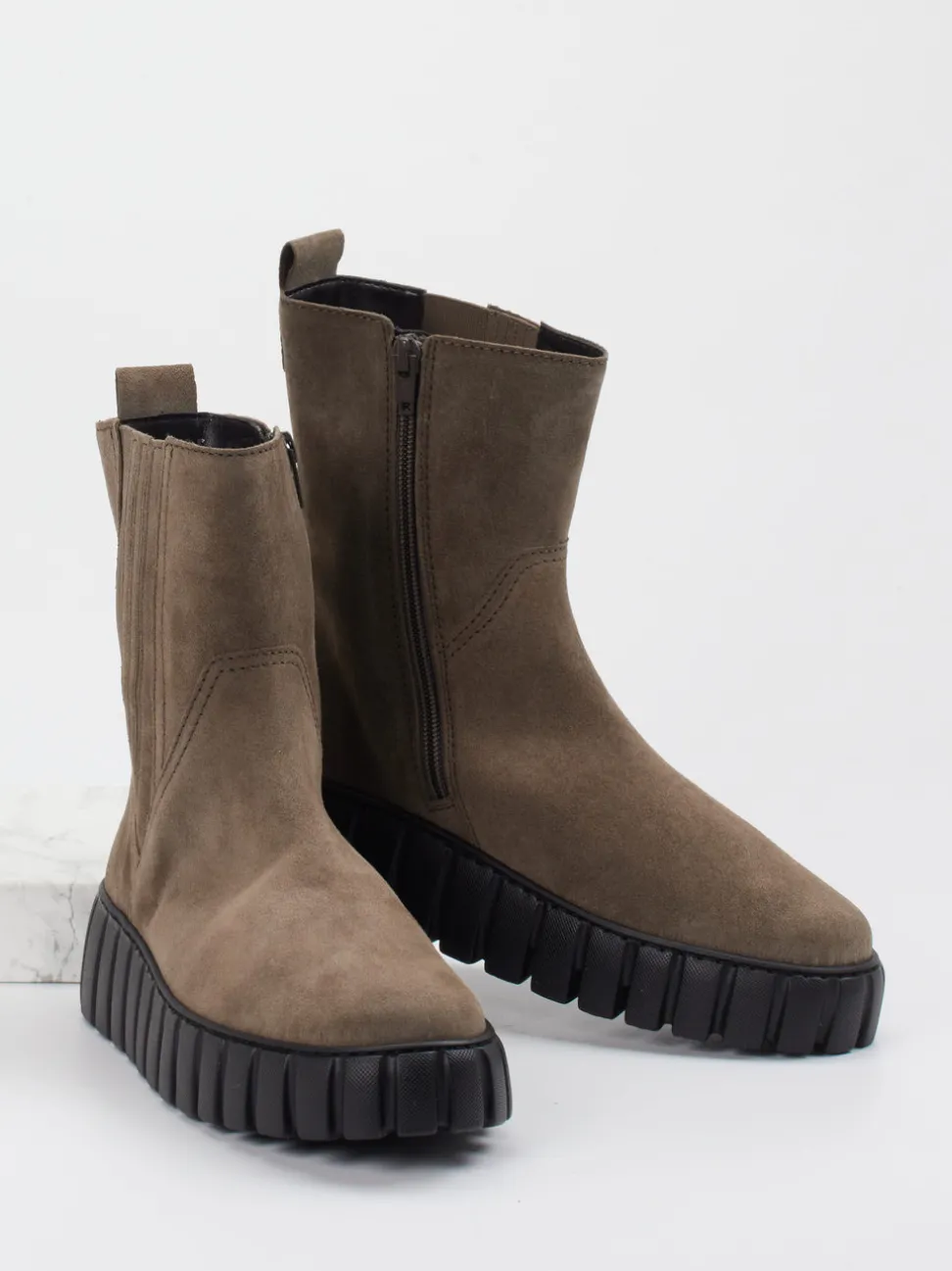 Gabor Comfort – Chelsea Boots aus Veloursleder Taupe