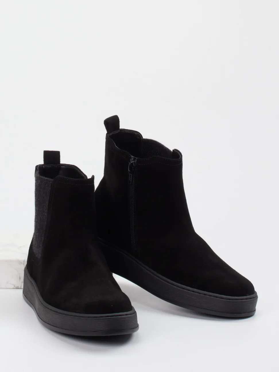 Gabor Comfort – Chelsea-Stiefelette aus Veloursleder Schwarz