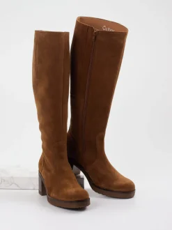 Gabor Comfort – Kniestiefel aus Veloursleder cognac