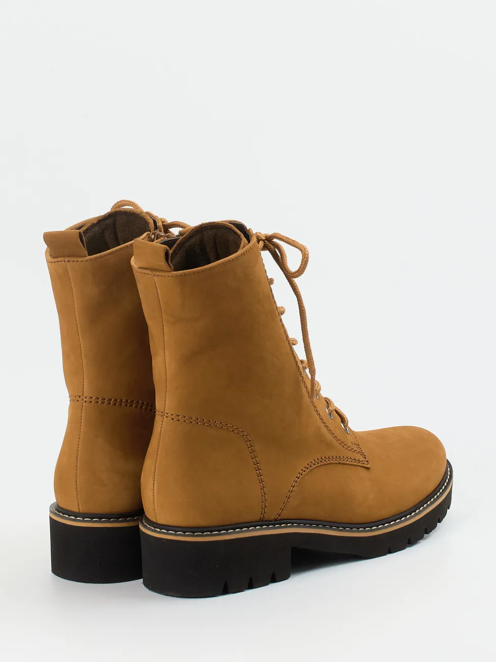 Gabor Comfort – Schnürboots aus Nubukleder cognacbraun