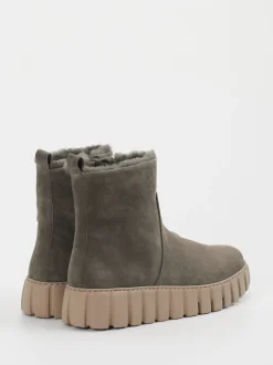 Gabor Comfort – Stiefeletten aus Veloursleder braun