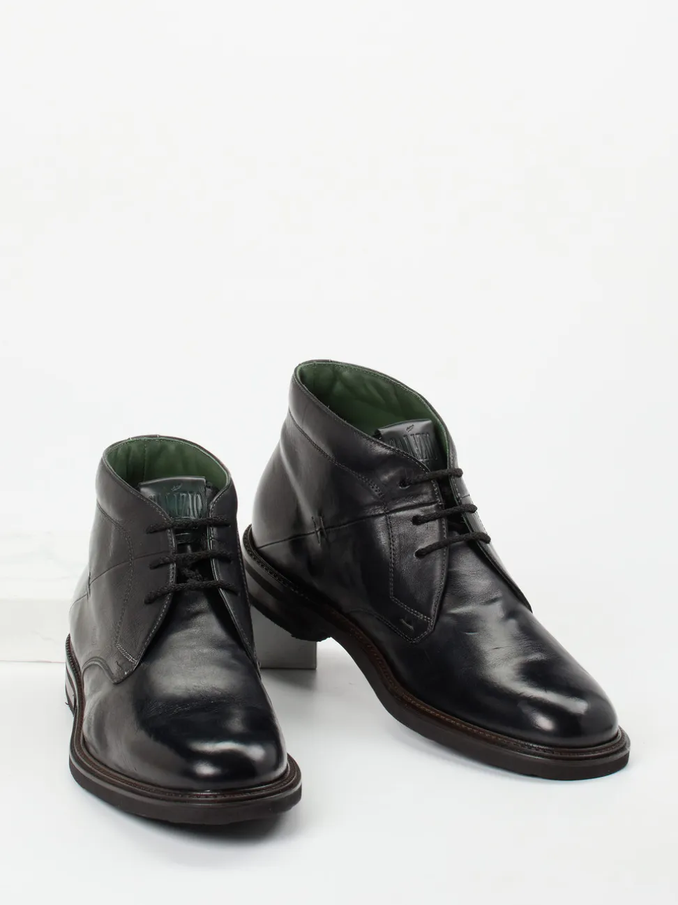 Galizio Torresi – Chukka Boots aus Kalbleder schwarz