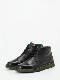 Galizio Torresi – Desert Boots aus Kalbleder schwarz