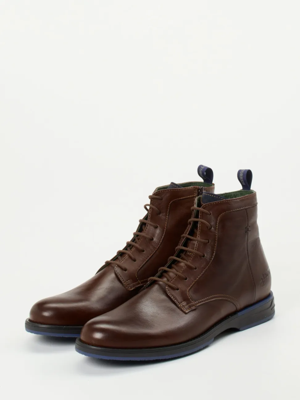 Galizio Torresi – Schnürboots aus Kalbleder Dunkelbraun