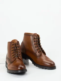 Galizio Torresi – Schnürboots aus Kalbleder cognacbraun