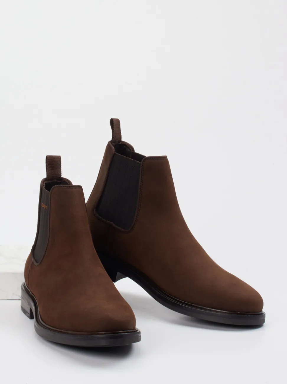 Gant – Chelsea Boots aus Veloursleder Dunkelbraun