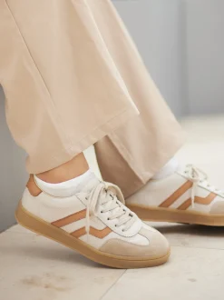 Gant – Retro-Sneaker aus Veloursleder in Beige