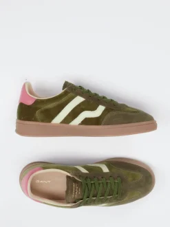 Gant – Retro-Sneaker aus Veloursleder olivgrün