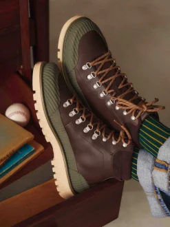 Gant – Schnürboots aus Fettleder in Braun