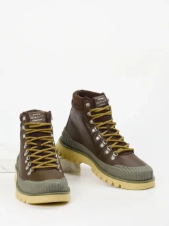 Gant – Schnürboots aus Fettleder in Braun