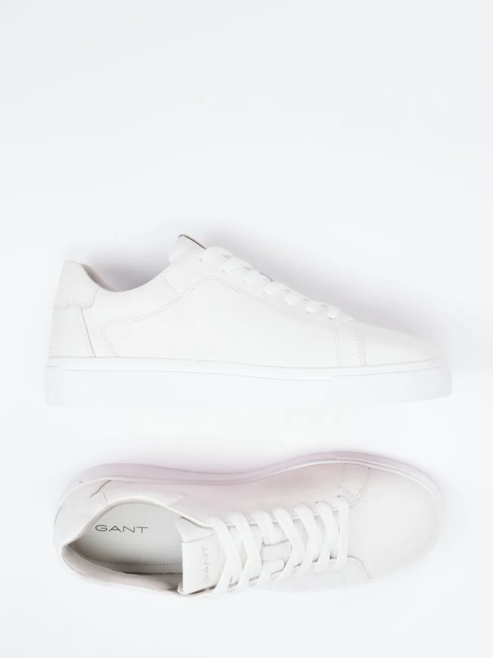 Gant – Sneaker aus Kalbleder Off-White mit Kontrastsohle