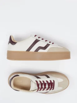 Gant – Sneaker aus Kalbleder in Cremeweiß