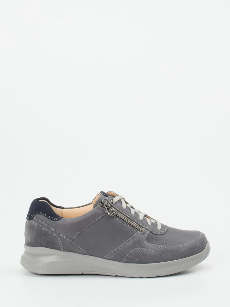 Ganter – Komfort-Sneaker aus Velourleder grau