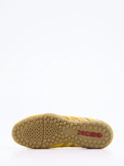 Geox – Sneaker aus Veloursleder in Gelb