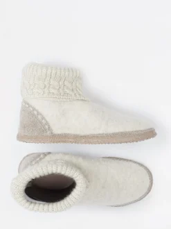 Giesswein – Hüttenschuh aus Wollfilz wollweiß
