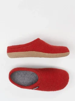 Giesswein – Hüttenschuh aus Wolle in Tomatenrot