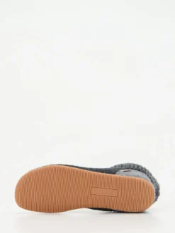Giesswein – Hüttenschuhe aus Wollfilz in Grau