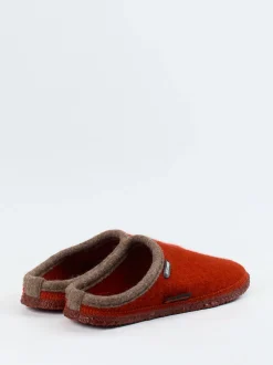 Giesswein – Hüttenschuhe aus Walkfilz in Ziegelrot