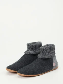 Giesswein – Hüttenschuhe aus Wolle in Anthrazitgrau