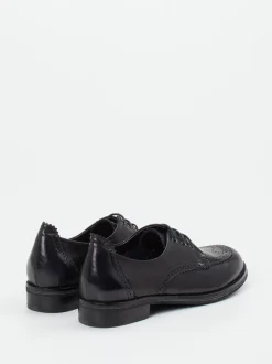 Ginger & Glove – Brogues aus Lammleder in Schwarz