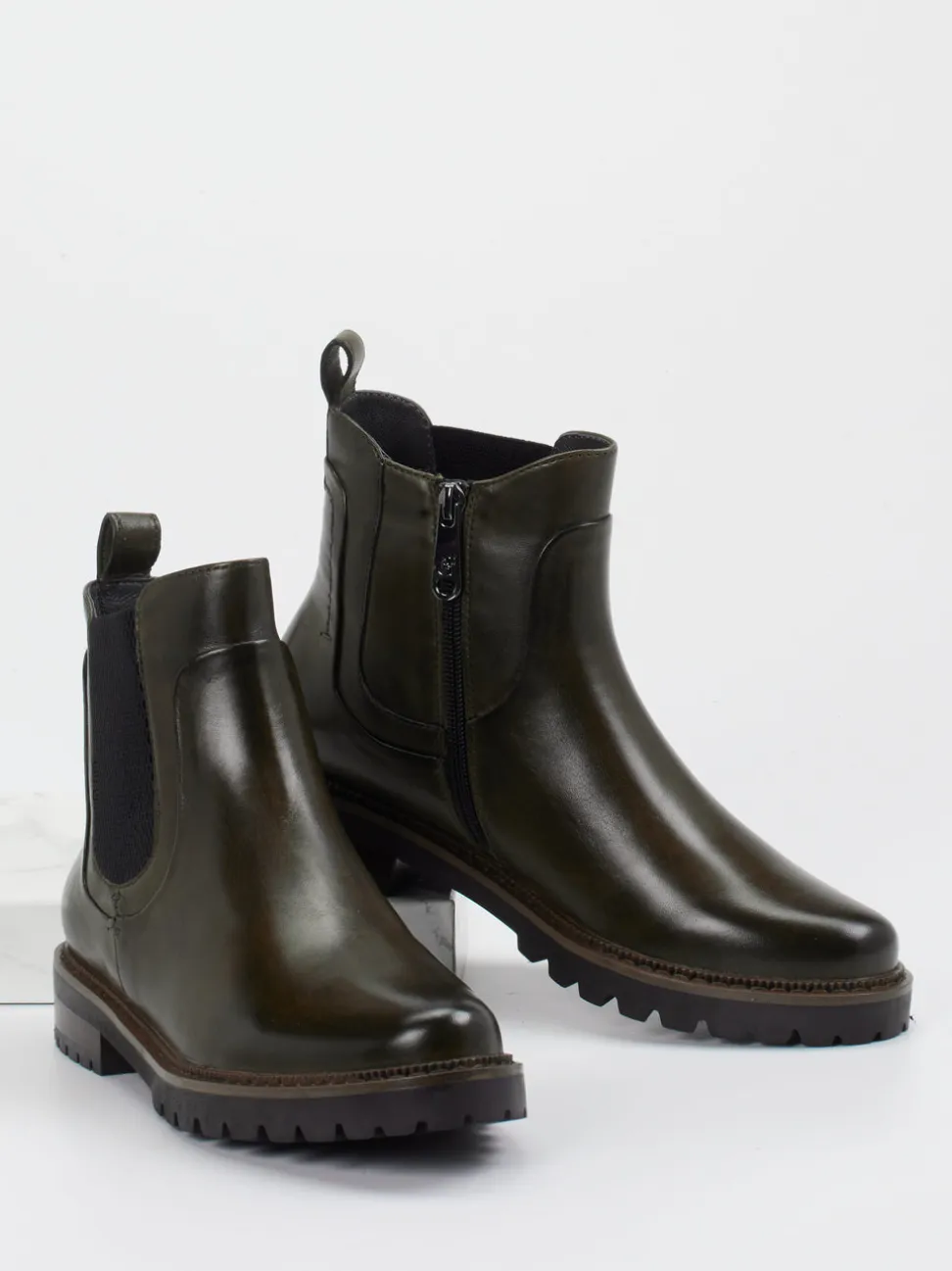 Ginger & Glove – Chelsea Boot aus Lammleder Dunkelgrün