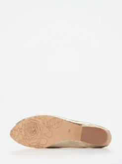 Ginger & Glove – Peep-Toe-Ballerinas aus Metallicleder Gold