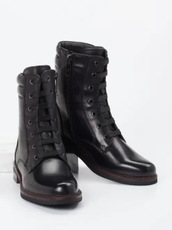 Ginger & Glove – Schnürboots aus Lammleder schwarz