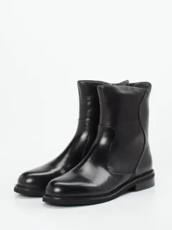 Ginger & Glove – Stiefeletten aus Kalbleder Schwarz