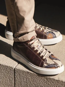 Harris – Sneaker aus geprägtem Leder Dunkelbraun