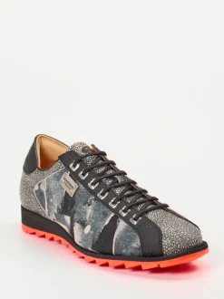 Harris – Sneaker aus geprägtem Leder in Schwarz