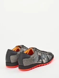 Harris – Sneaker aus geprägtem Leder in Schwarz