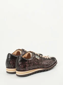 Harris – Sneaker aus geprägtem Leder mit Karo-Details