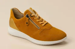 Hartjes – Komfort-Sneaker aus Veloursleder Senfgelb