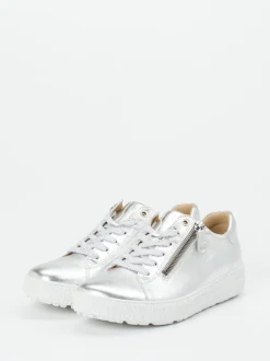 Hartjes – Sneaker aus Metallicleder silberfarben