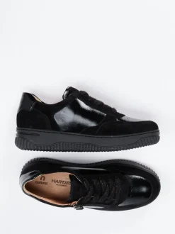 Hartjes – Sneaker aus Veloursleder und Lackleder schwarz