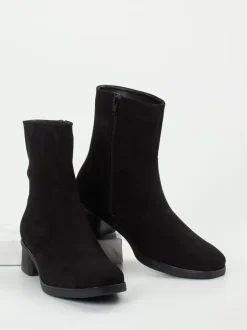 Hartjes – Stiefelette aus Nubukleder in Schwarz