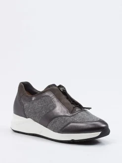 Hassia – Komfort-Sneaker aus Metallicleder grau