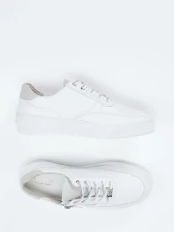 Hassia – Plateau-Sneaker aus Kalbleder in Offwhite