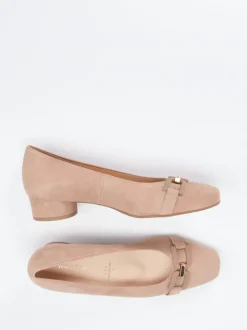 Hassia – Pumps aus Veloursleder in Sandbeige