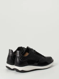 Hassia – Sneaker aus Kalbleder in Schwarz
