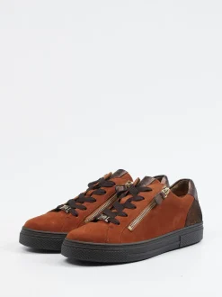 Hassia – Sneaker aus Veloursleder in Rostbraun