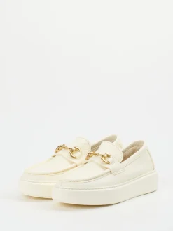 Henderson – Loafer aus Kalbleder in Cremeweiß
