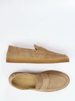 Henderson – Loafer aus Veloursleder sandbraun
