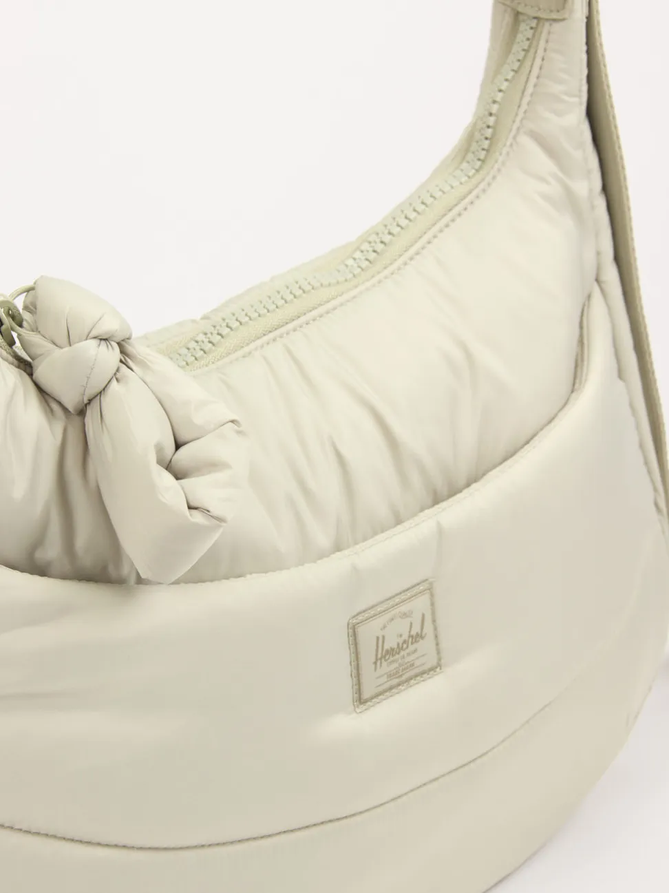 Herschel – Hobo Bag aus Textil in Cremeweiß