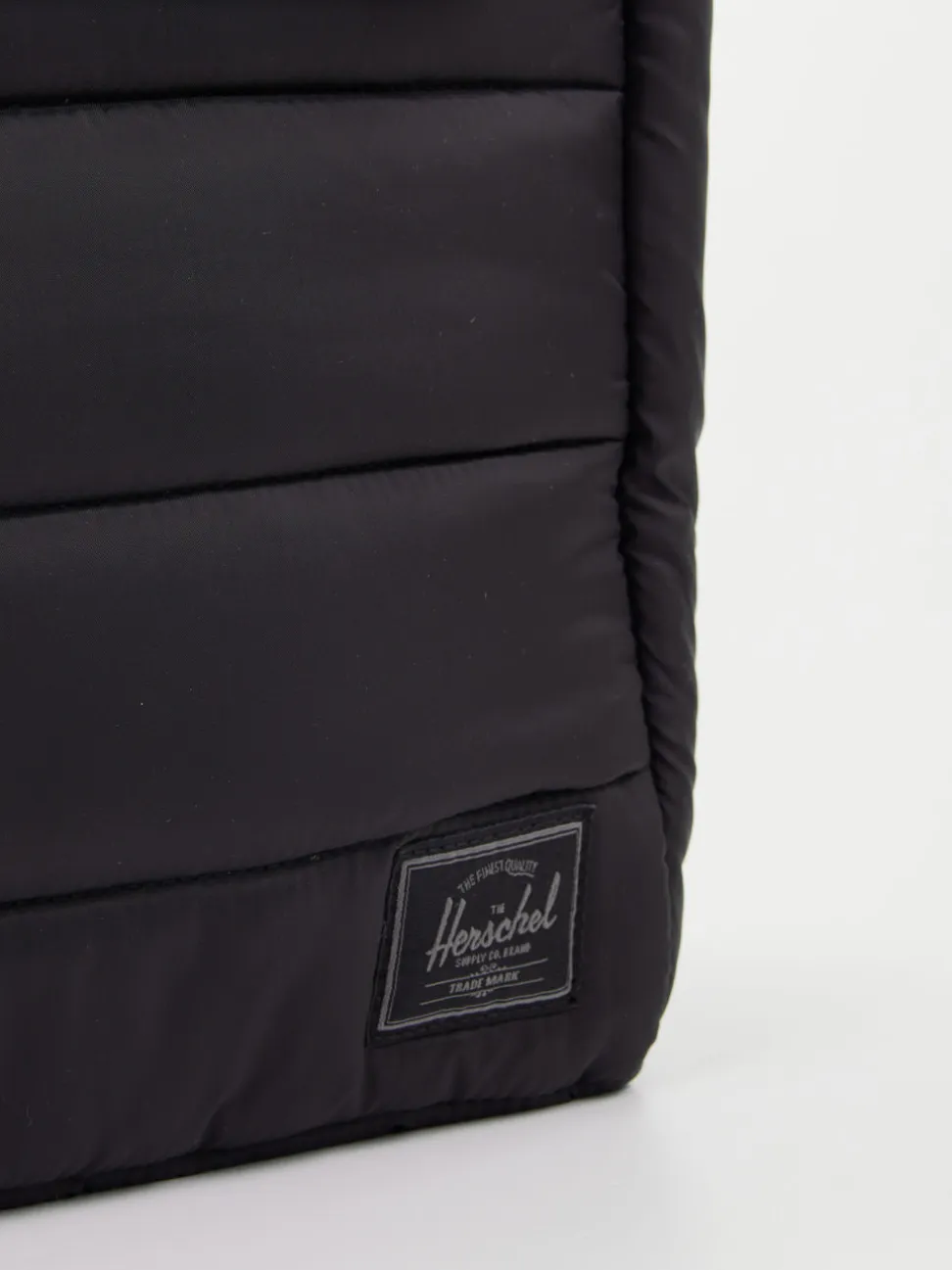 Herschel – Shopper aus recyceltem Polyester Schwarz