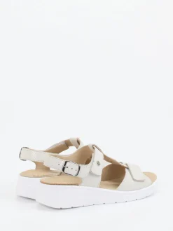 Hickersberger – Komfortsandale aus geprägtem Leder Beige