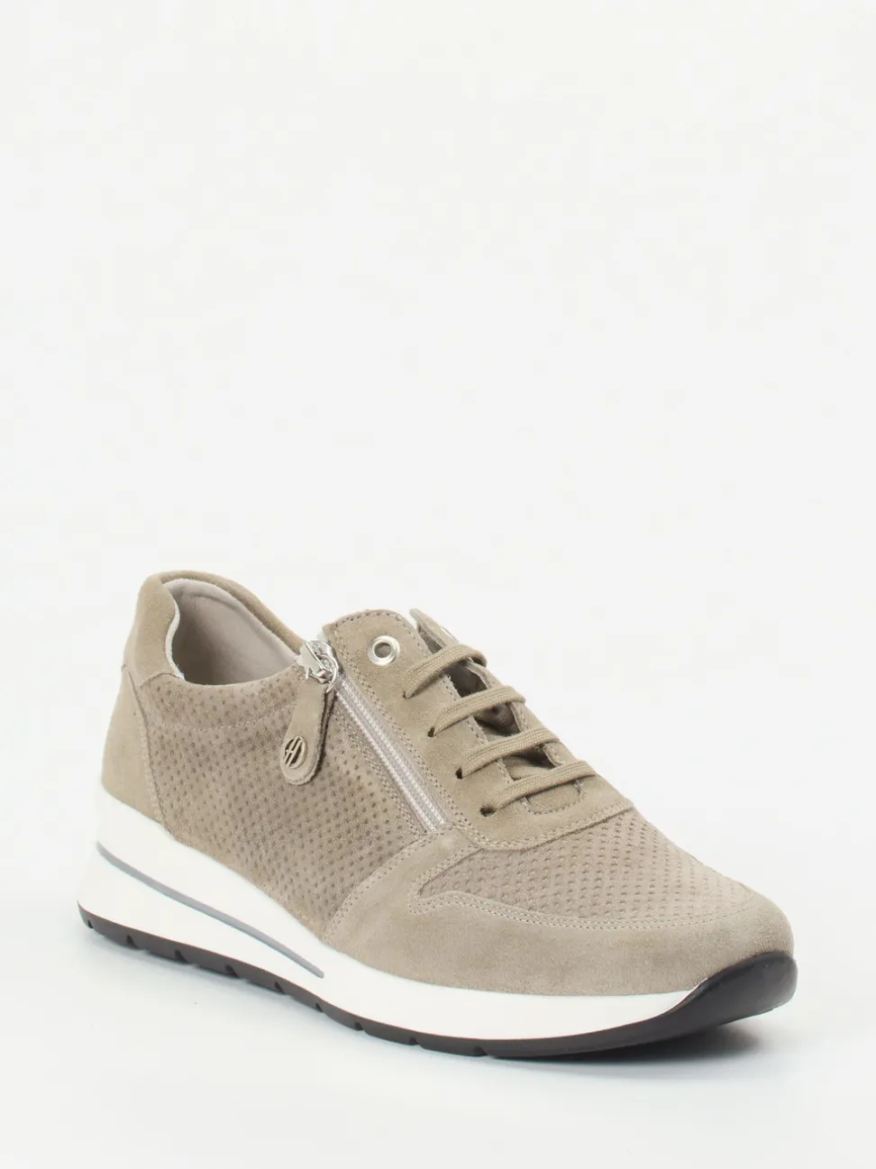 Hickersberger – Komfort-Sneaker aus Veloursleder beige
